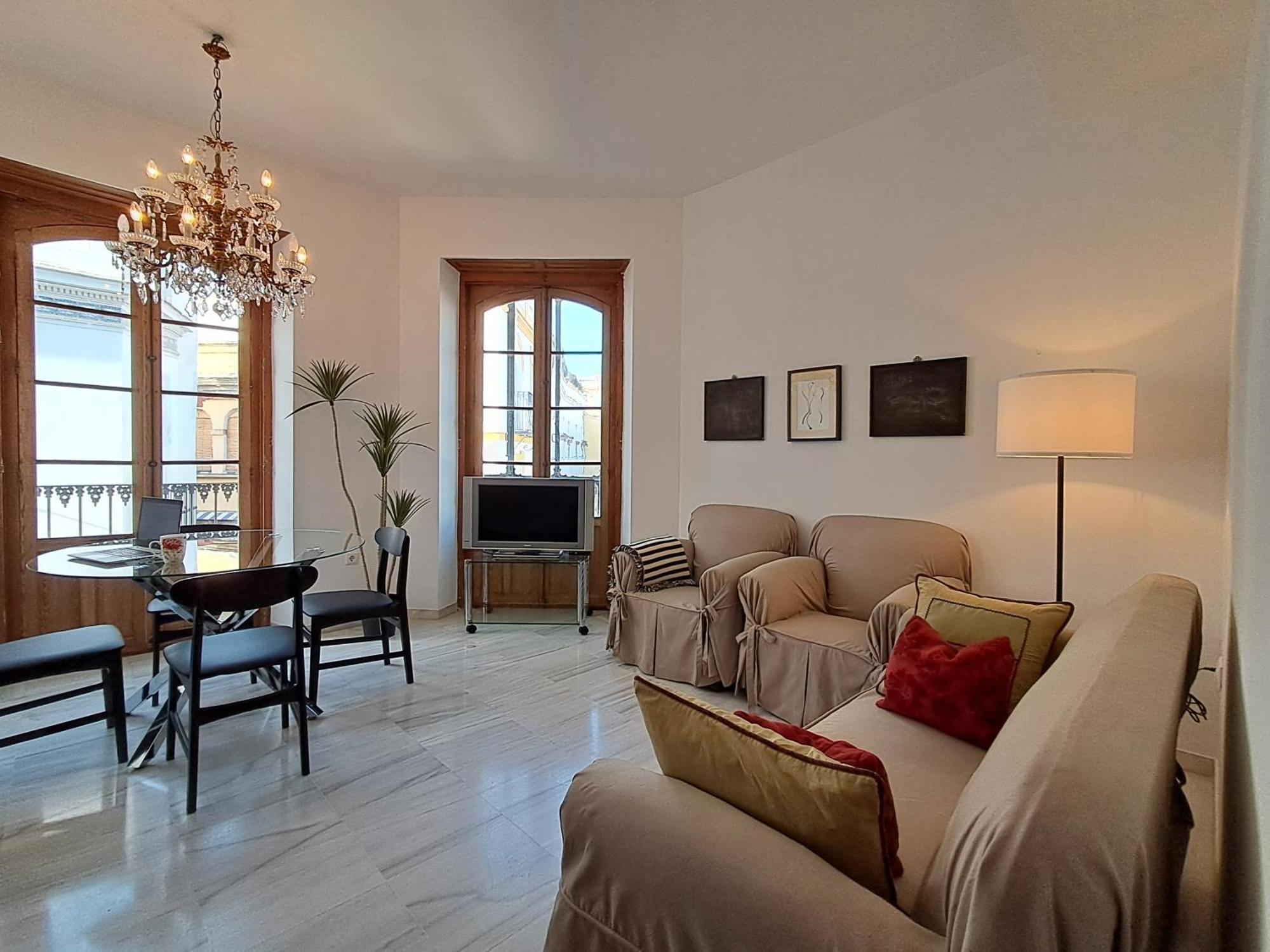 Apartamentos Almirante Hoyos เซบีญา ภายนอก รูปภาพ