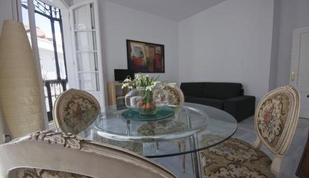 Apartamentos Almirante Hoyos เซบีญา ภายนอก รูปภาพ
